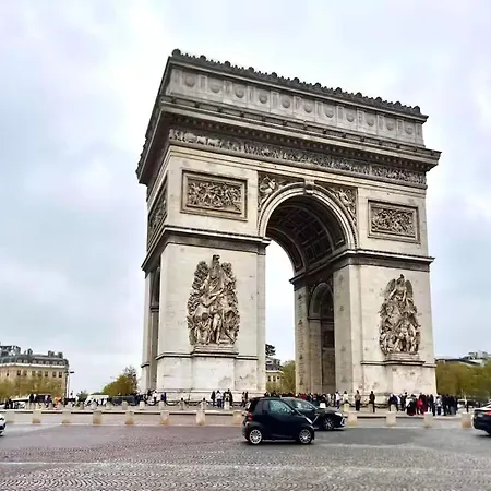 Arc De Triomphe For 8